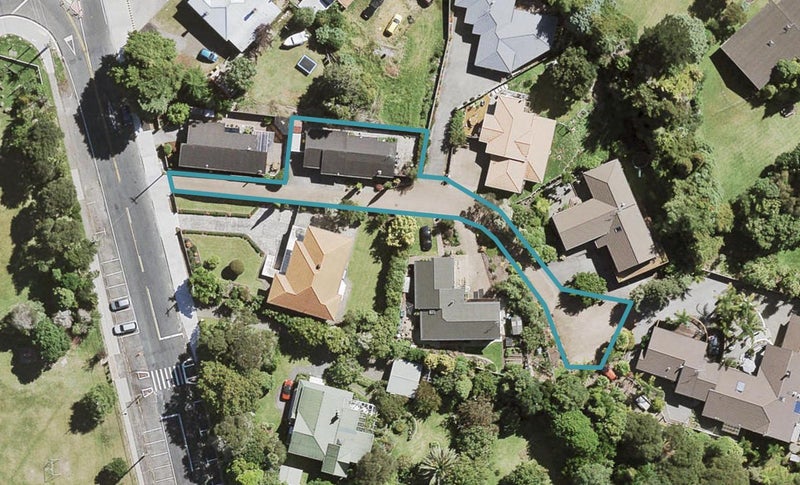 4A Shaw Road, Oratia, Auckland - Carousel 1