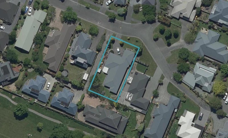 12 Wardour Mews, Avonhead, Christchurch - Carousel 1