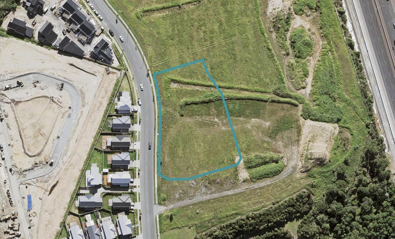 250 Kuaha Road, Massey, Auckland - Carousel 1