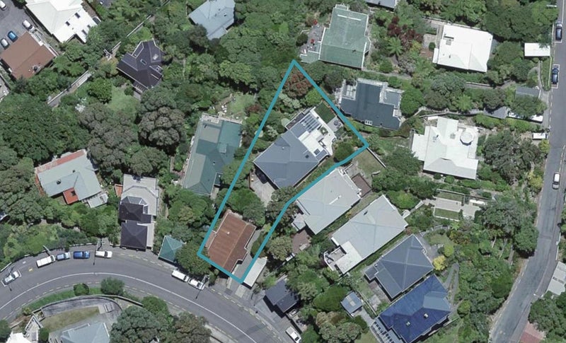 142A Upland Road, Kelburn, Wellington - Carousel 1