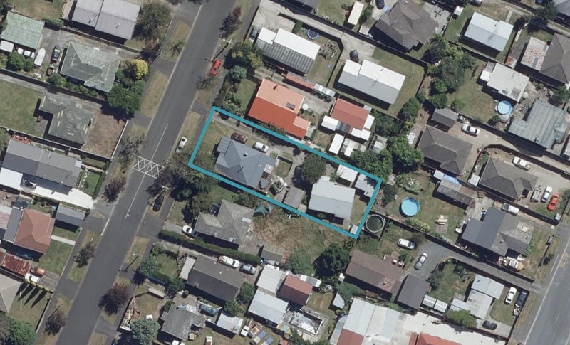 29 Irvine Street, Frankton, Hamilton - Carousel 1