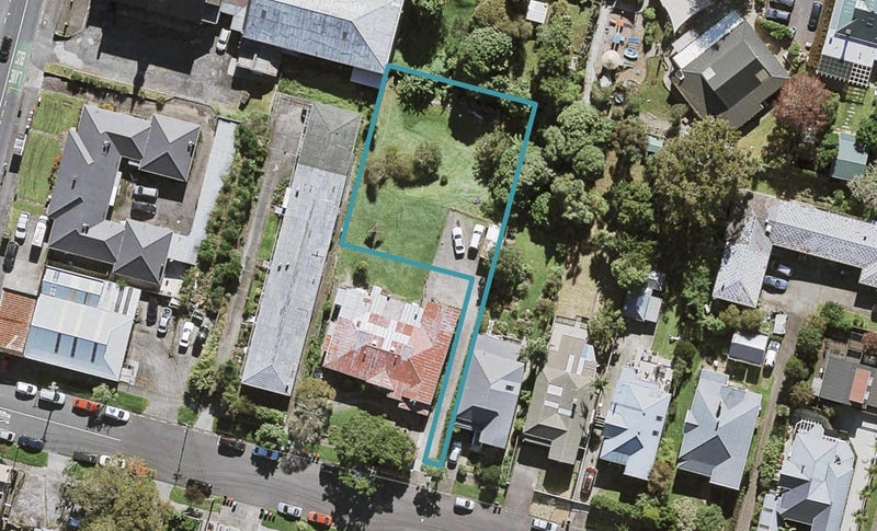 4A Herbert Road, Mount Eden, Auckland - Carousel 1