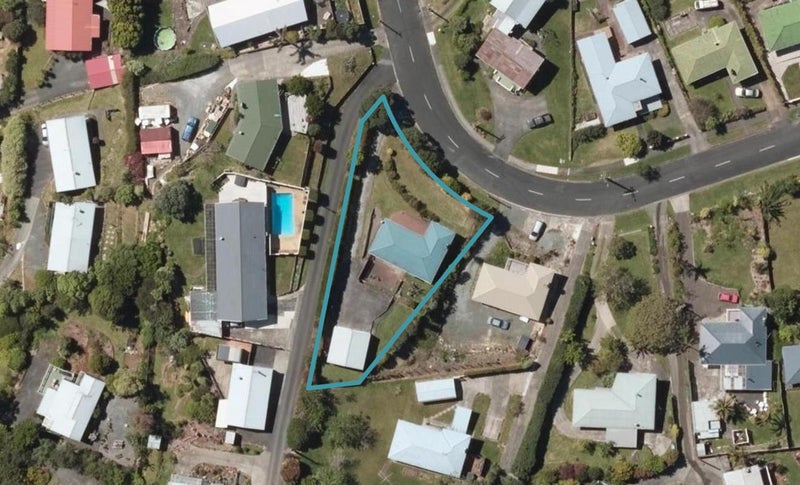 29 Hilltop Avenue, Morningside, Whangarei - Carousel 1