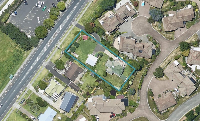 18 Ohauiti Road, Hairini, Tauranga - Carousel 1