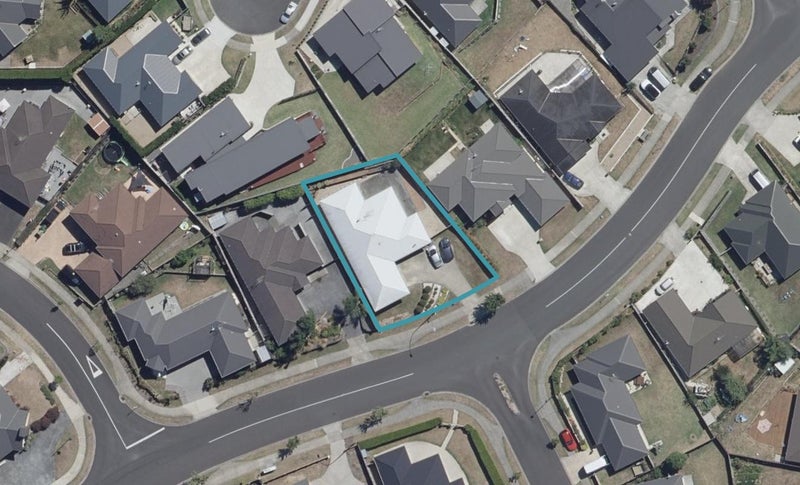 80 Farnborough Drive, Grandview Heights, Hamilton - Carousel 1