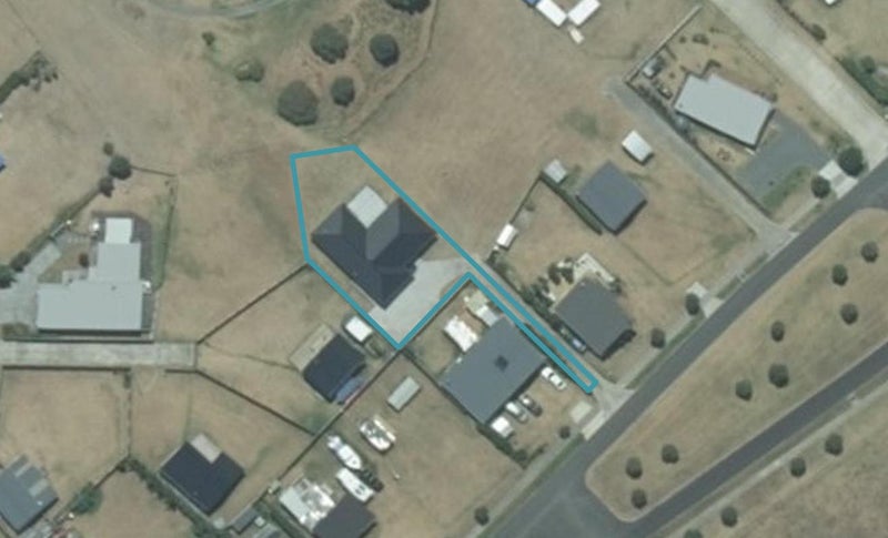325 Harbour Drive East, Matarangi, Whitianga - Carousel 1