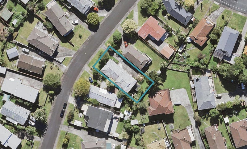 1/7 Rosewarne Crescent, Glendene, Auckland - Carousel 1