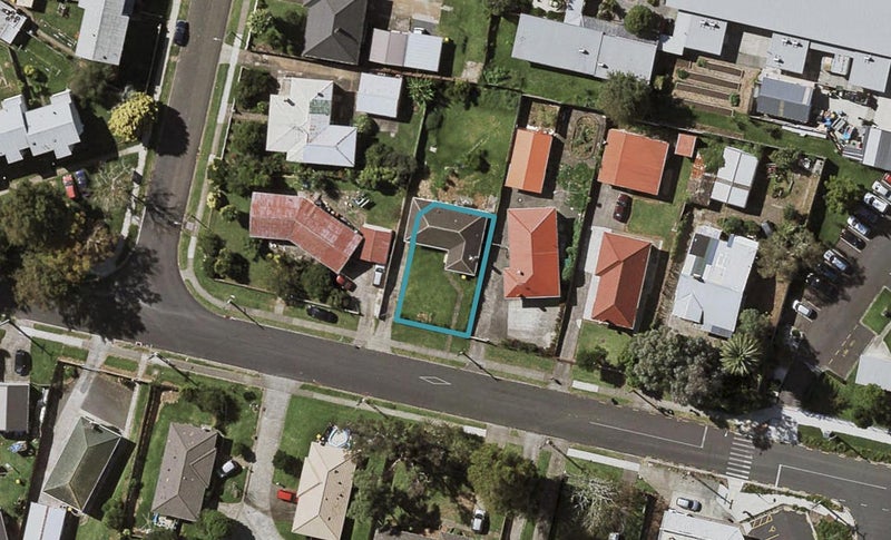 10A Flat Bush Road, Otara, Auckland - Carousel 1