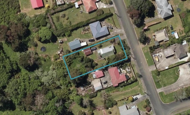 14 Charles Street, Kamo, Whangarei - Carousel 1