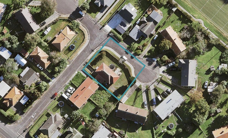 7 Olympus Street, Mount Albert, Auckland - Carousel 1