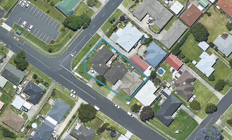 26 Devon Street, Greerton, Tauranga - Carousel 1