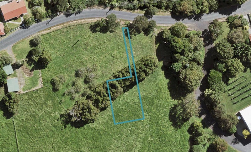7E Babich Road, Henderson Valley, Auckland - Carousel 1