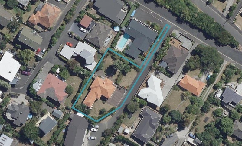 35 Carey Street, Maeroa, Hamilton - Carousel 1