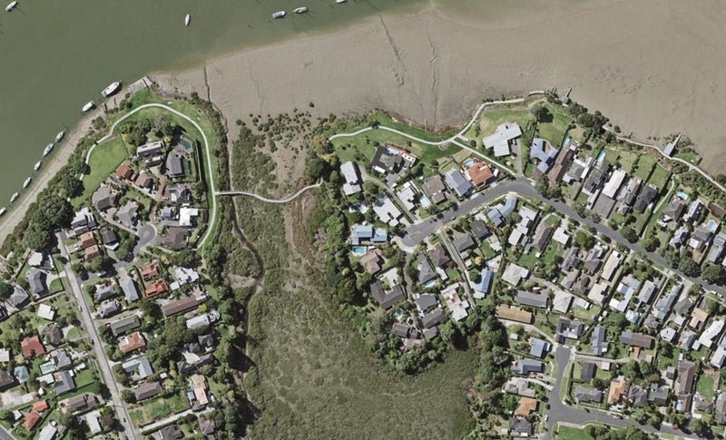 2/51 Riverlea Avenue, Pakuranga, Auckland - Carousel 1