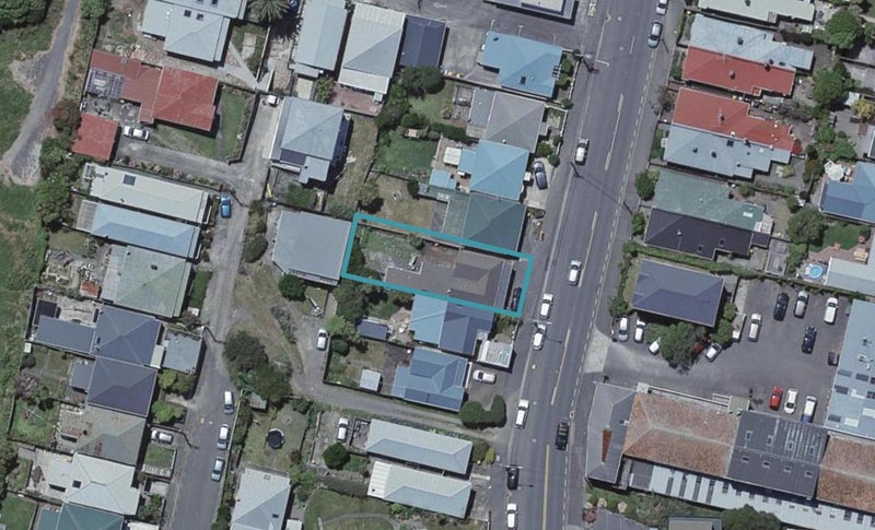 354 Adelaide Road, Newtown, Wellington - Carousel 1