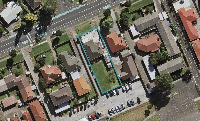 36 Puhinui Road, Manukau, Auckland - Carousel 1