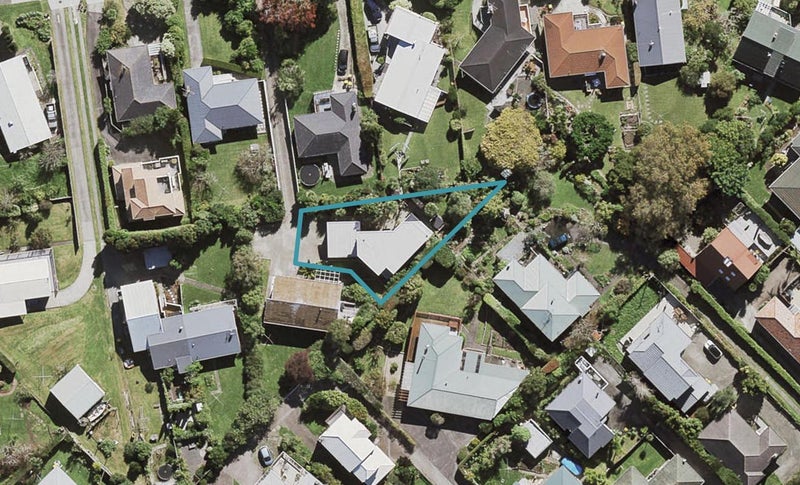 16A Alton Avenue, Hillcrest, Auckland - Carousel 1