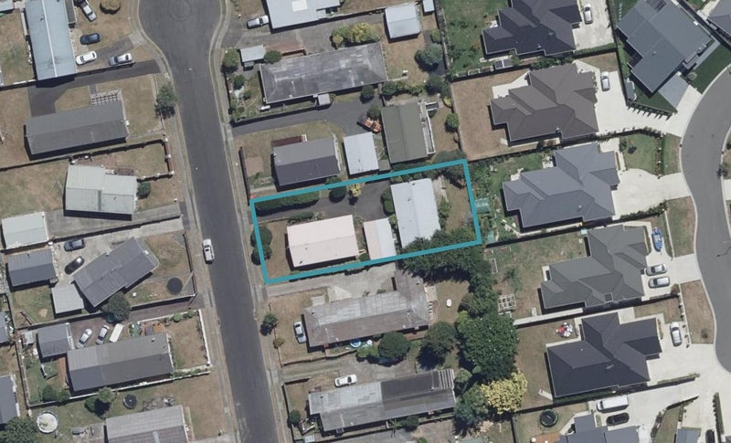 10A Leslie Place, Deanwell, Hamilton - Carousel 1