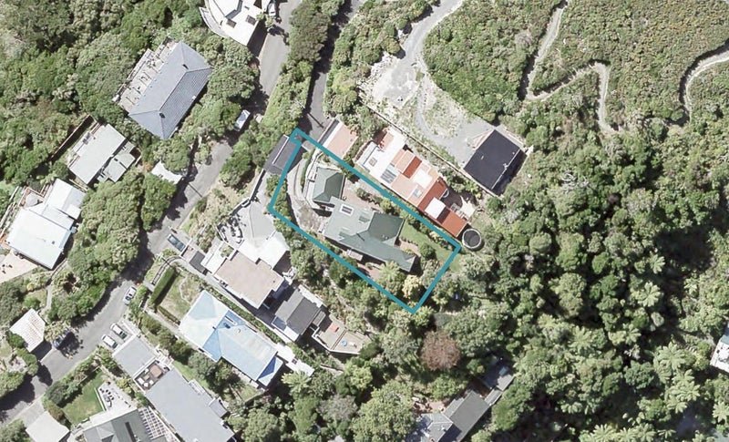 60 Ferry Road, Days Bay, Lower Hutt - Carousel 1