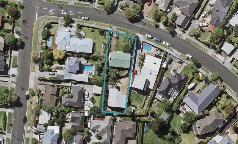 20A Blackett Crescent, Meadowbank, Auckland - Carousel 1