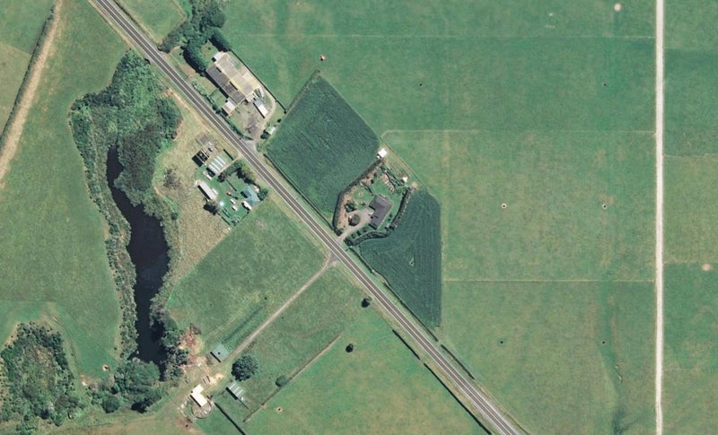 2590 South Road, Hawera - Carousel 1