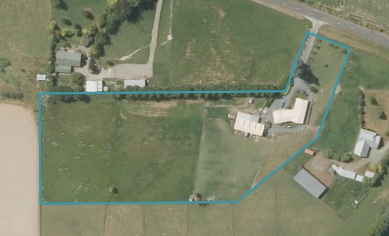 99 Racecourse Road, Upper Charlton, Gore - Carousel 1