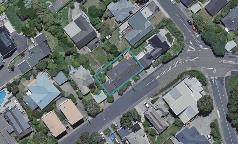 4 Everest Street, Khandallah, Wellington - Carousel 1