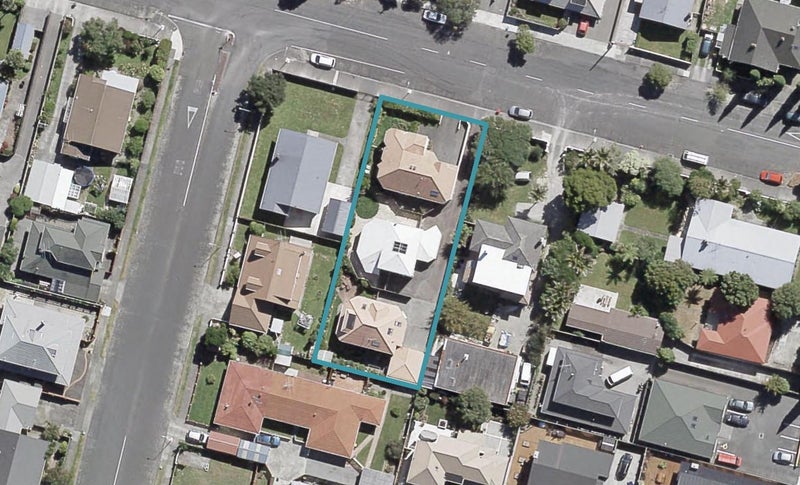 1/3 Wai-Iti Crescent, Woburn, Lower Hutt - Carousel 1