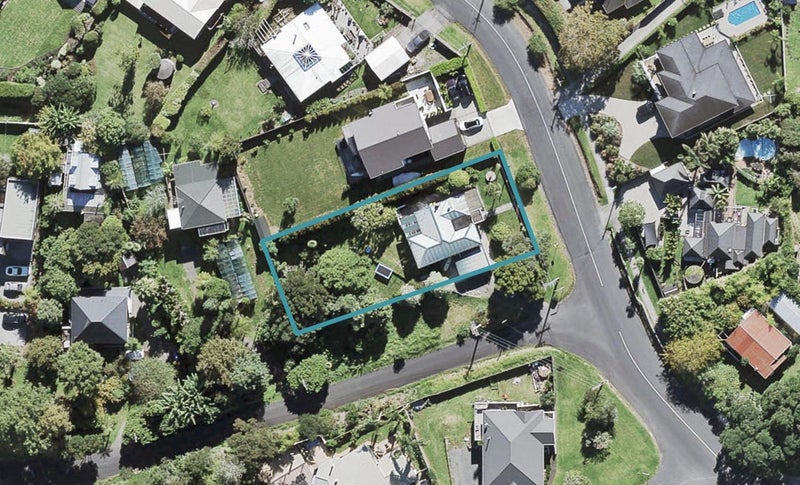 4 Rame Road, Greenhithe, Auckland - Carousel 1
