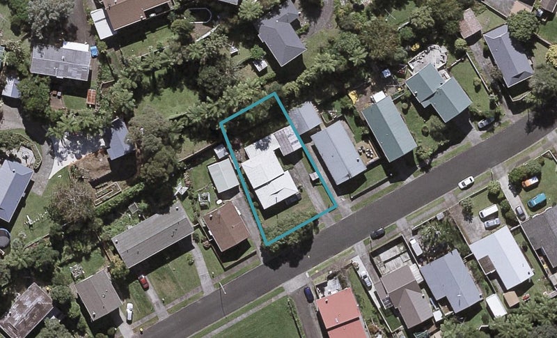 78 Pembroke Street, Westown, New Plymouth - Carousel 1