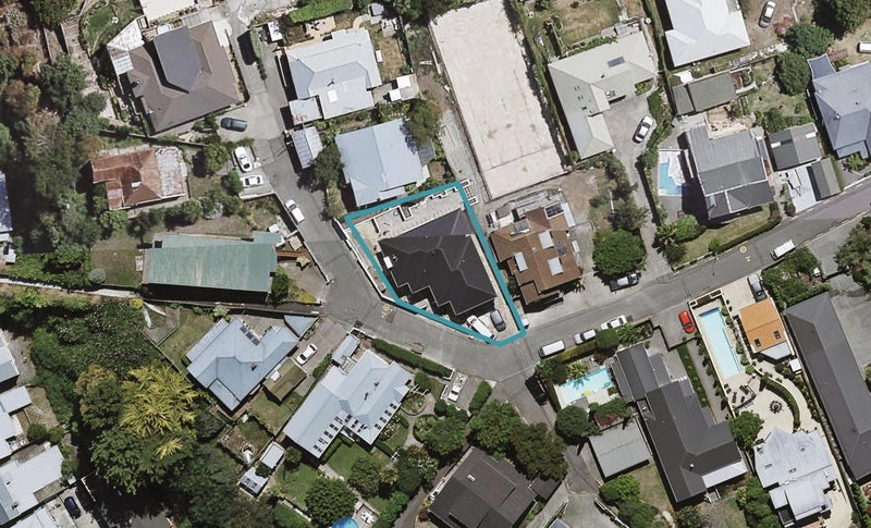 39 Cameron Road, Bluff Hill, Napier - Carousel 1
