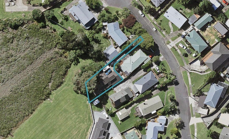 6A Pelorus Place, Pakuranga, Auckland - Carousel 1