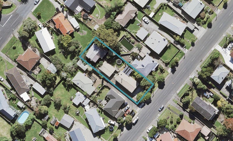 1/58 Hepburn Road, Glendene, Auckland - Carousel 1