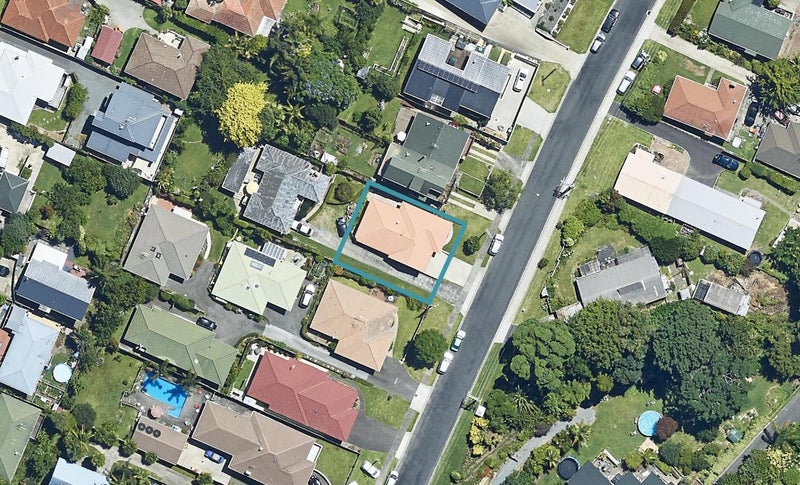 20A Churchill Road, Judea, Tauranga - Carousel 1