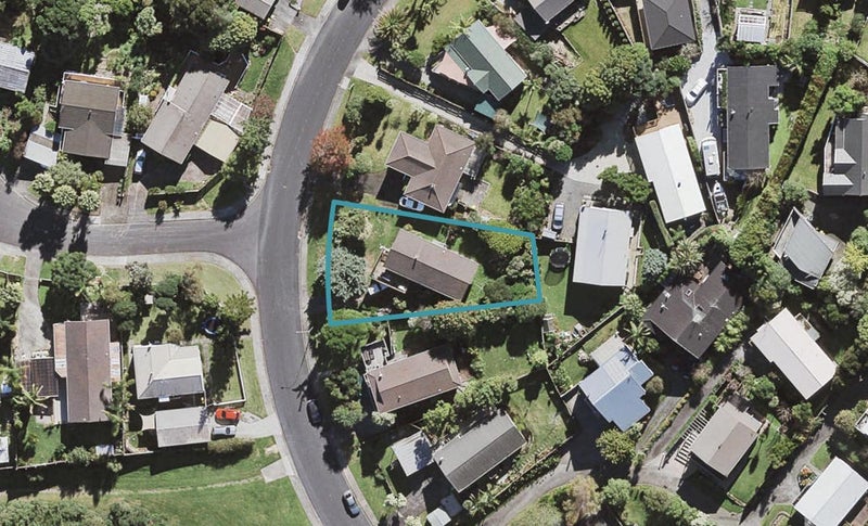 58 Pemberton Avenue, Bayview, Auckland - Carousel 1