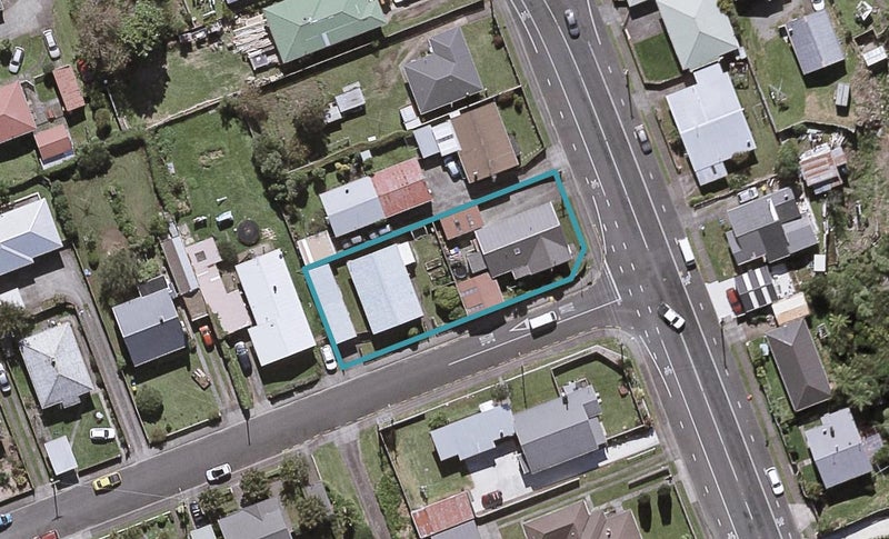 4 Walsh Road, Westown, New Plymouth - Carousel 1