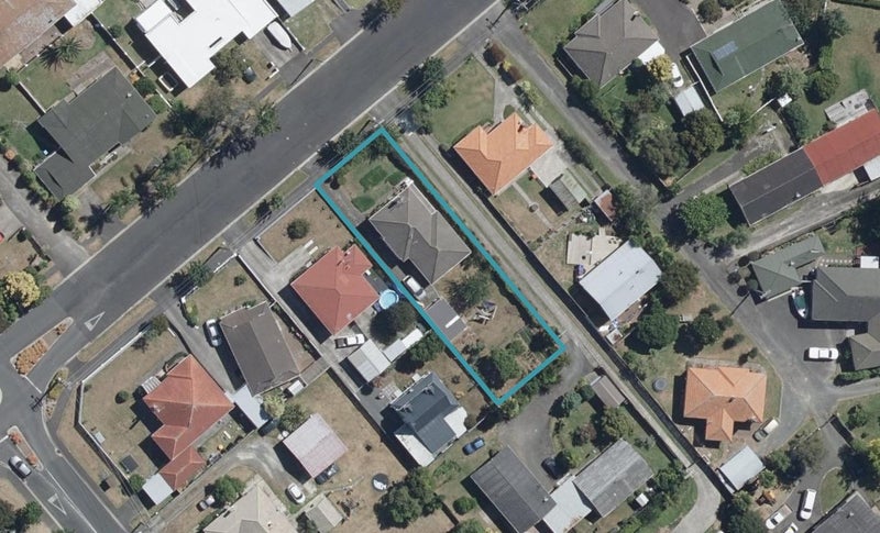27 Storey Avenue, Forest Lake, Hamilton - Carousel 1