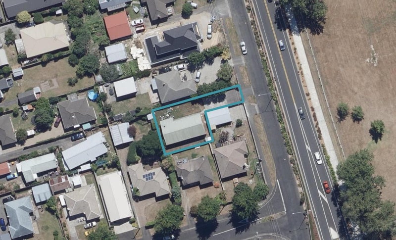 217 Dey Street, Hamilton East, Hamilton - Carousel 1