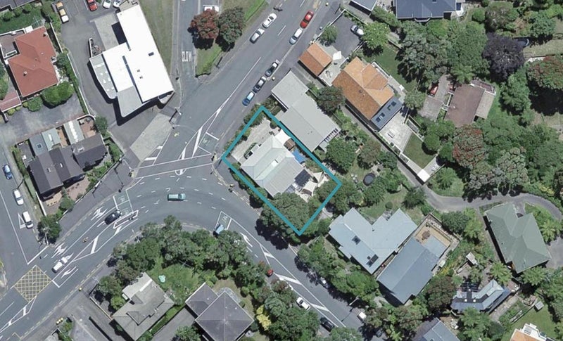 81 Old Karori Road, Karori, Wellington - Carousel 1