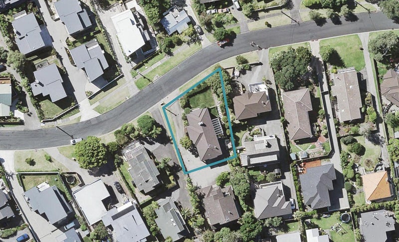 30 Penzance Road, Mairangi Bay, Auckland - Carousel 1