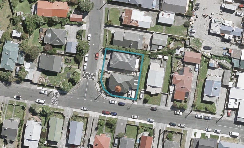 8 Randwick Crescent, Moera, Lower Hutt - Carousel 1