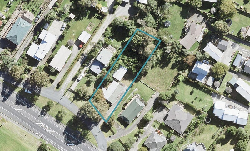 418 Whangaparaoa Road, Stanmore Bay, Whangaparaoa - Carousel 1