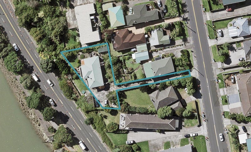 32 Church Crescent, Panmure, Auckland - Carousel 1