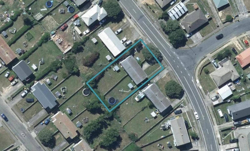 75 Corinna Street, Waitangirua, Porirua - Carousel 1