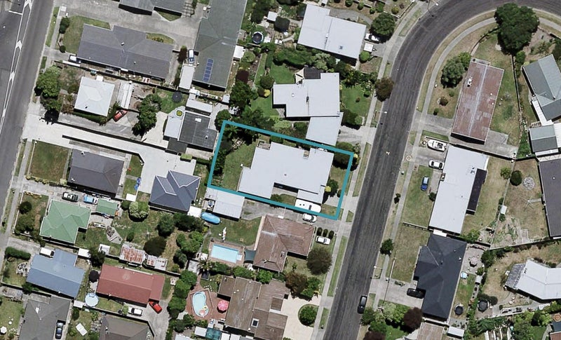 32 Titoki Crescent, Pirimai, Napier - Carousel 1