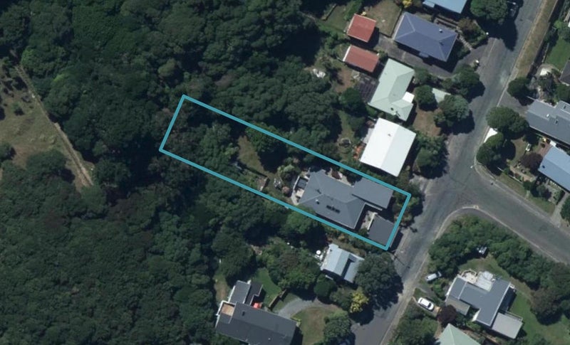9 Raroa Place, Pukerua Bay, Porirua - Carousel 1
