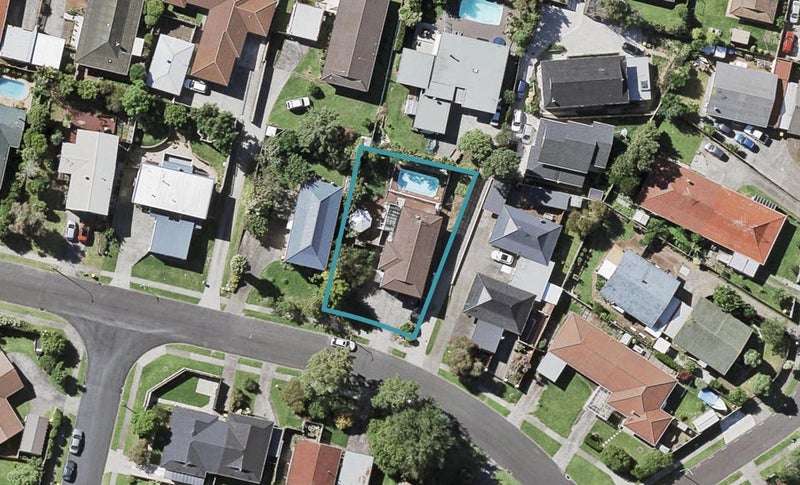 38 Galvan Avenue, Sunnyhills, Auckland - Carousel 1