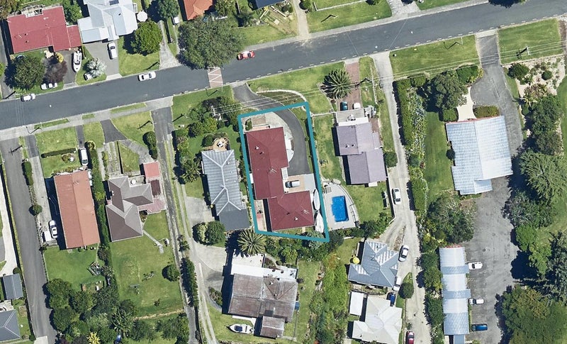 44B Sutherland Road, Brookfield, Tauranga - Carousel 1