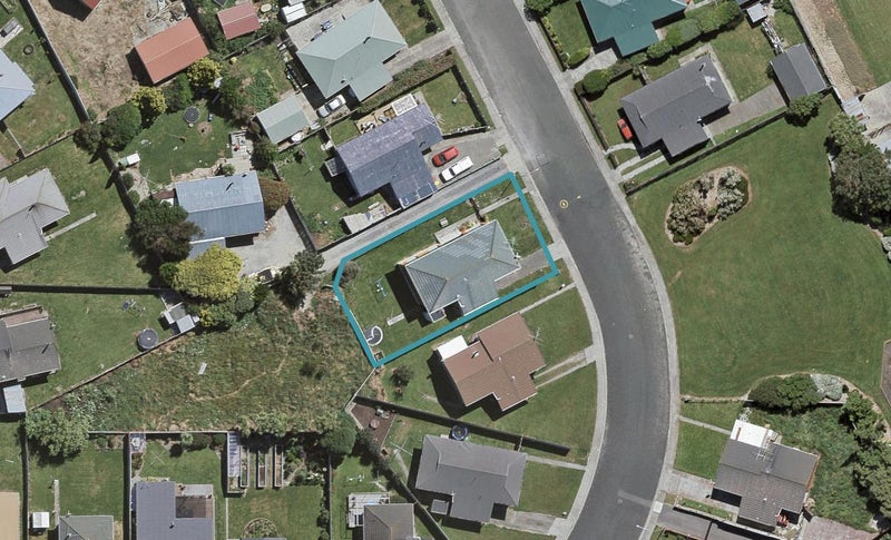 27 Ottrey Street, Clifton, Invercargill - Carousel 1