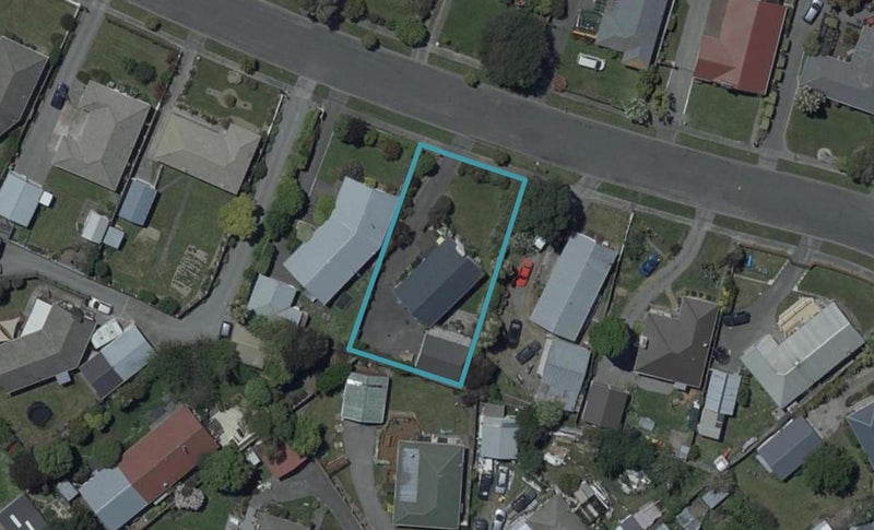 11 Charles Upham Avenue, Hillmorton, Christchurch - Carousel 1